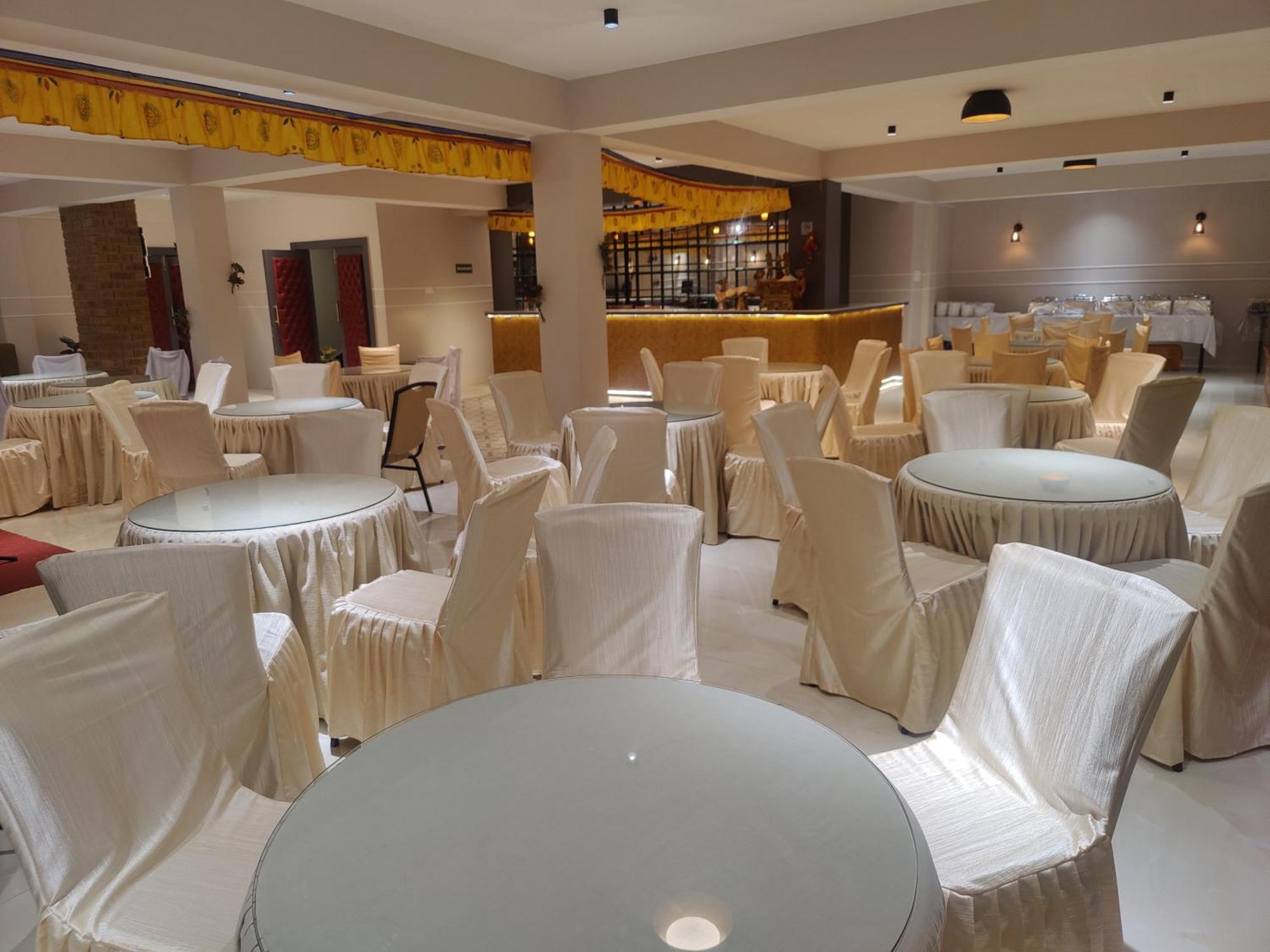 Maplewood Hotel & Spa Ґанґток Екстер'єр фото